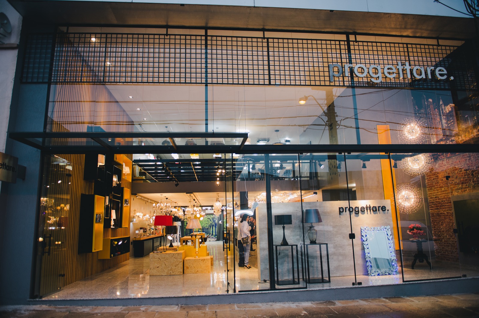 Fachada da Progettare, loja de iluminação